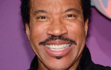 Lionel Richie Confirmed For Glastonbury 2015