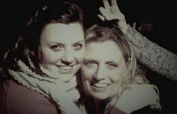 Bride Makes Mum’s Last Wish Come True Hours Before She Died