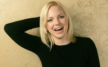 Her Girl Crush… Eleven Reasons We Love And Adore Anna Faris