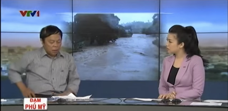 SMOOTH! Watch What A Guest Does When His Phone Begins To Ring During A News Broadcast