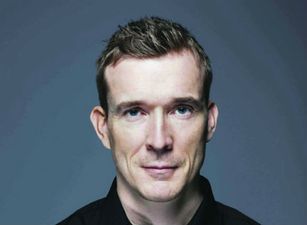 Twitter Tales – ‘Cloud Atlas’ Author Begins Rolling Out Short Story Over 280 Tweets