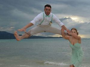 Is This The Most Disastrous Wedding Picture We Have Ever Seen? Answer: Yes
