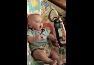 VIDEO: This Baby’s Reaction To The Remote Control Is Too Much!