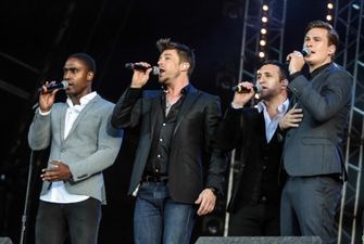 “It’s A Massive Blow For Them” – Boy Band Blue Dropped By Record Label