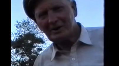 “F**k Me, That’s A Tara Boi” – Elderly Irishman’s Reaction To Video Camera NEEDS To Be An Internet Sensation