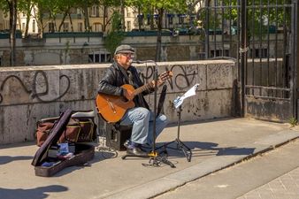The Day The Music Died! Dublin City Council Bans Buskers From Performing In Temple Bar
