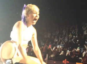 WATCH: Miley Cyrus Falls On Stage… Makes The Internet’s Day