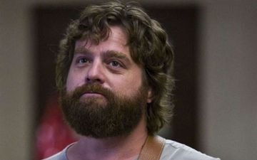 PIC: See Zach Galifianakis’ Dramatic Weight Loss After Quitting Drink (And Sausages)