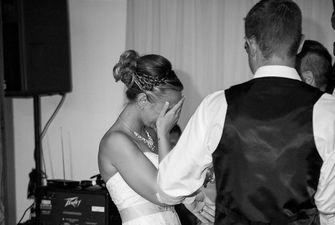 Wheelchair-Bound Soldier Gives Fiancée An Amazing Surprise At Their Wedding