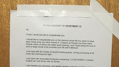 Irate Resident Posts Angry But Witty Note on Neighbour’s Door