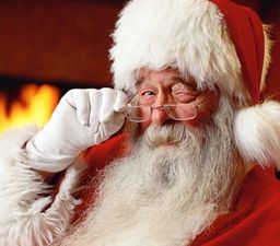 Santa Warns Little Girl That She Has Just 10 Days To “Straighten Up And Behave”