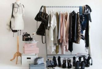 Want Men To Notice You? This Piece Of Clothing Is Proven To Catch Male Attention…