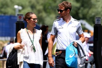 A Beautiful Bride! Model Marries Long-Term Boyfriend In Hawaiian Ceremony