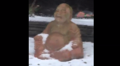 WATCH: Nobody Could Be As Excited As This Sligo Lad Waking Up To Snow