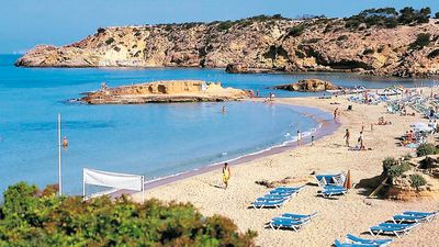 Woman Falls To Her Death Following Cliffside Proposal