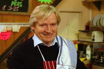 Now That’s What We Call Sound – Ken Barlow Sends Ian Beale A ‘Good Luck’ Email