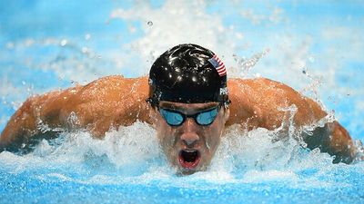 Michael Phelps made the funniest face during the Olympics and people are ripping the piss