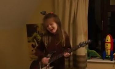 VIDEO: This Little Lady Sure Knows How to Rock to ‘Uptown Funk’