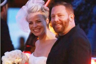 An A-List Affair As Movie Mogul Ties The Knot
