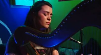 Proud To Be Irish – This Stunning ‘As Gaeilge’ Cover Of Adele Will Give You Goosebumps