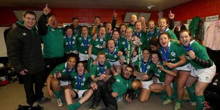 PICTURES: Irish Women’s Rugby Team Greeted by Fans in Dublin Airport