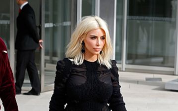 Back To Black: Kim Kardashian Changes Her Look… Again!
