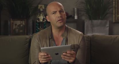 WATCH: Actor Billy Zane Thinks All Of Those One Direction Tweets Are About Him