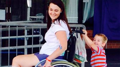 Young Mother Left “Fighting For Life” After Contracting Infection from Makeup Brush