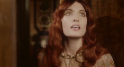 Florence Welch Apologises To Fans After Breaking Her Foot At Coachella