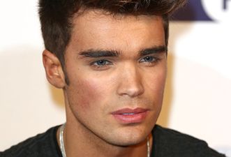 Singer Josh Cuthbert and Model Chloe Lloyd Suffer Minor Injuries in ‘Serious’ Car Crash