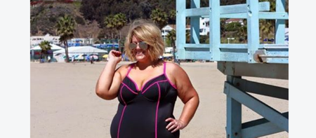 PIC: This Plus-Size Fashion Blogger’s Beach Snap Has Gone Viral