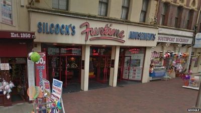 Newborn Baby Found Abandoned in Amusement Arcade Toilet