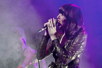 Singer Karen O Announces Pregnancy By Stepping Out In Figure Hugging Dress At Awards Ceremony