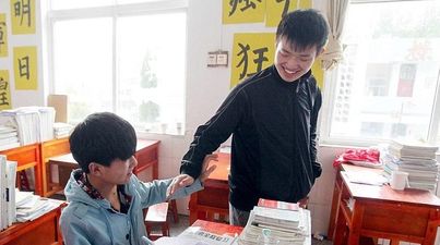 What This Guy Does For His Best Friend Every Day Is Pretty Amazing