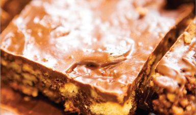 RECIPE: Calling All Chocolate Lovers! You Need To Make THis Chocolate Biscuit Cake