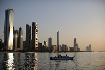 Home Is Where Your Passport Is: Abu Dhabi Dooooo…..