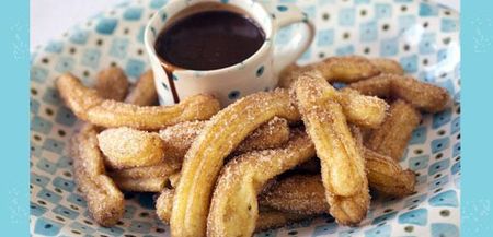 Sunday Sweet Treat: Churros Con Chocolate