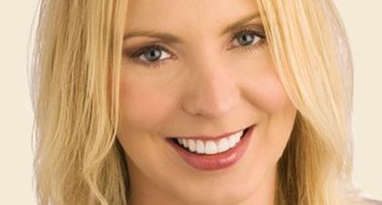 Woman Finds Biological Father She Never Met Using Social Media