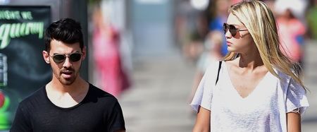 PDA Alert – Gigi Hadid Spotted Kissing Joe Jonas In LA