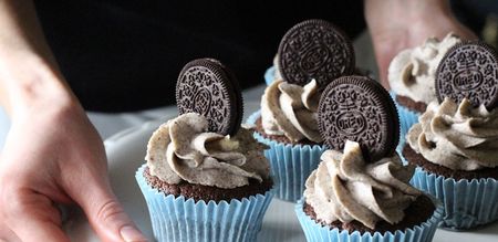Sunday Sweet Treat: Oreo Cupcakes