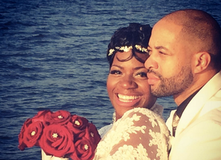 “How Happy I Am!” – American Idol Winner Ties the Knot