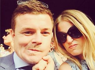 PICTURE: Amy Huberman and Brian O’Driscoll Hang Out With Bono In NYC