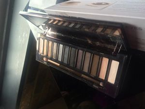 PICTURES: We Got The First Look at Urban Decay’s Naked Smoky