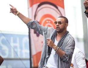 Shaggy Holidays In Galway…And Has A Ball