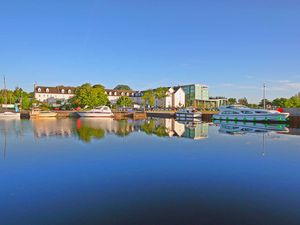 This Irish Bride Had the Perfect Culinary Surprise for Her Guests