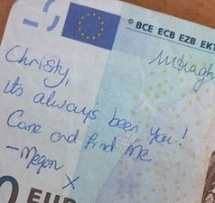 Amazing – The Couple From THAT Banknote Have Been Reunited