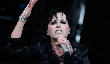 Mexican tabloid criticised for ‘insensitive’ Dolores O’Riordan headline