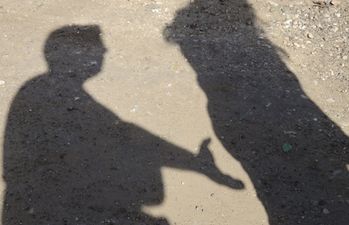 PIC: This New Silent Symbol Is Helping Victims Of Domestic Abuse Ask For Urgent Help