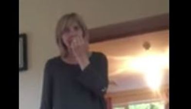 Irish Mammy Reacts to “Spell E-Y-E-S” Question