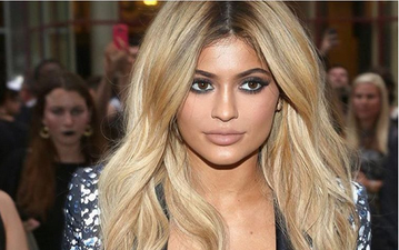 Kylie Jenner Reveals The Secret Behind Her Enhanced Cleavage